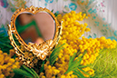 %_tempFileNameaksessuary-flowers-0398-mimoza-mirror-serdtse-gold%